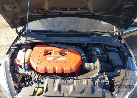 2015 Ford Focus St из США, поврежденный, VIN 1FADP3L92FL214316